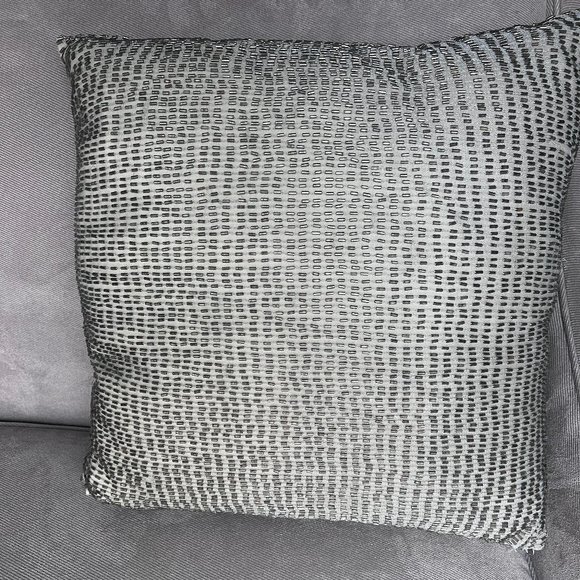 Set of 5 - Pottery Barn Beaded Throw Pillow Cover - 16x16 - Mineral - Picture 1 of 3